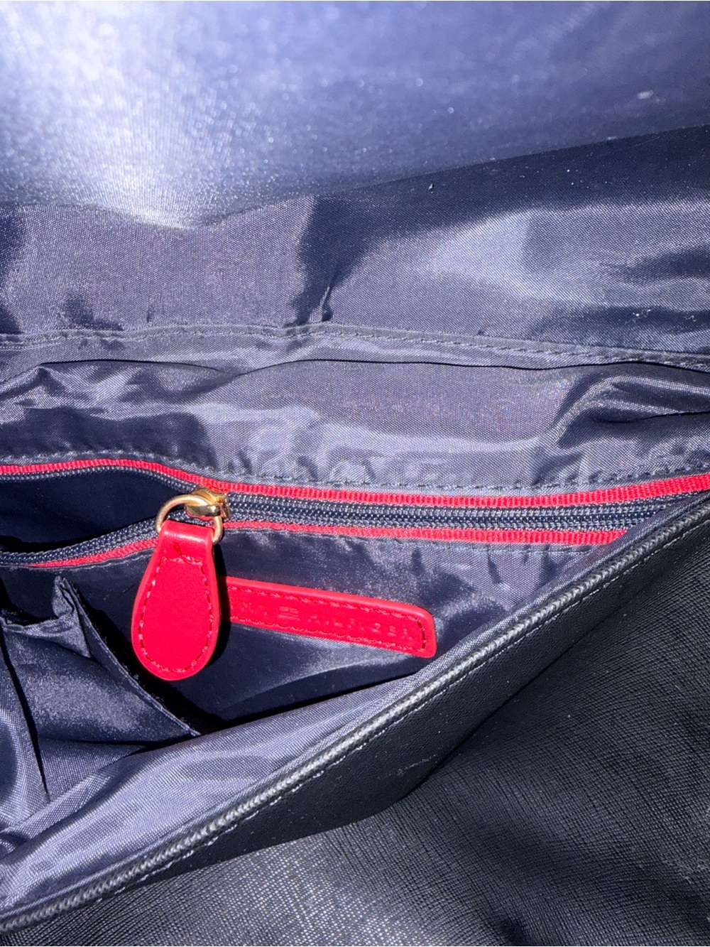 Tommy Hilfiger Camilla ll sling bag, Dark Navy/ Black Crossbody w/ Gold Hardware - Picture 6 of 7